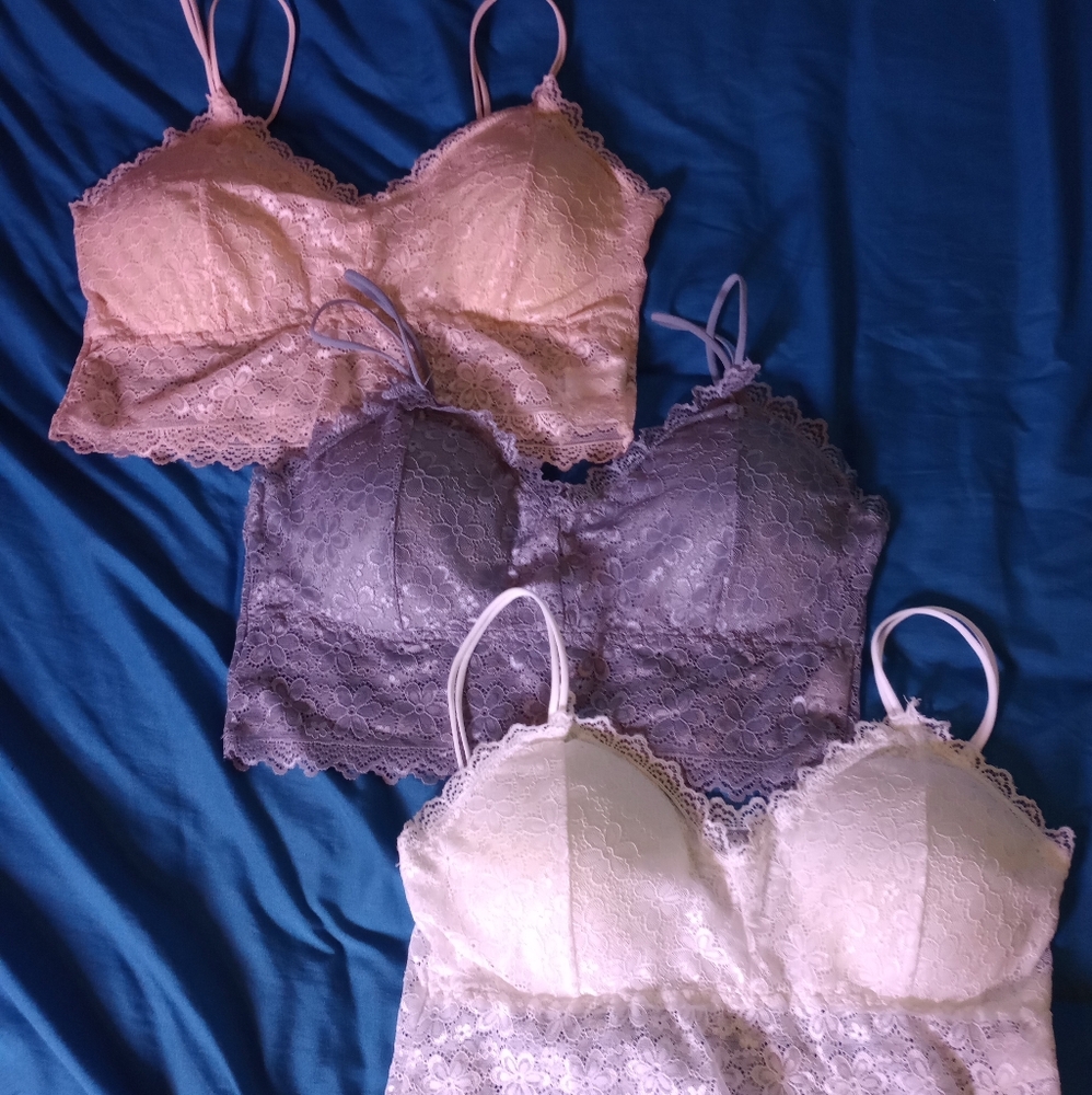 Set of 3 bras never worn